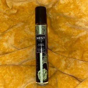 Nest bamboo and jasmine travel spray .27 fluid ounces